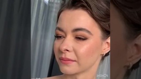 Красивая и стойкая свадебная прическа! Гладкий пучок с фатой