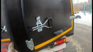 Замена и установка ворот из фанеры на полуприцепе