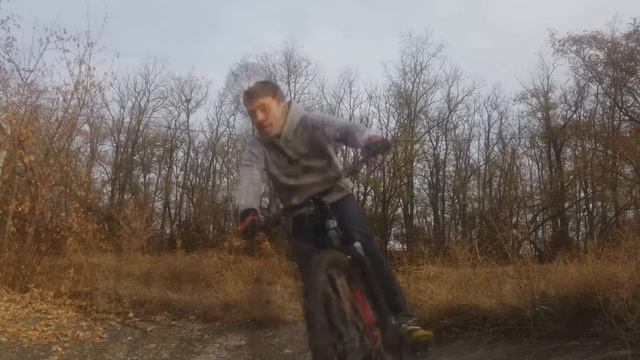 Прыжки с трамплинов, дрифт на MTB!!! смотреть онлайн