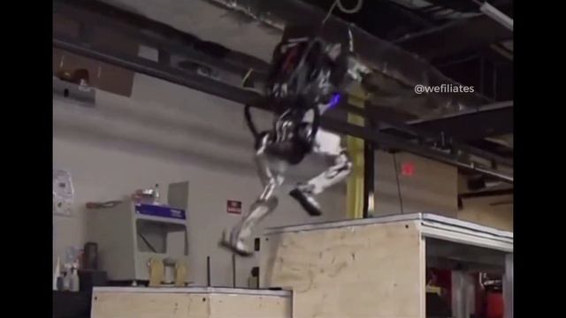 This Is How Boston Dynamics Robots Evolved In 10 Years (2012-2022)