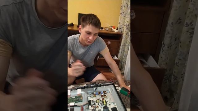 Диагностика проблемы конденсаторов телевизора или самовольного выключения. Самоучитель смотреть онлайн