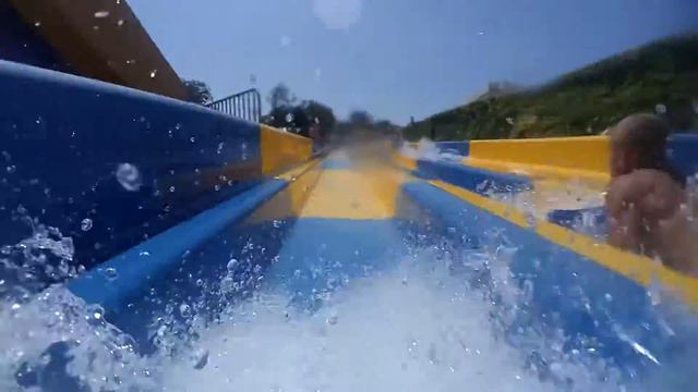 аквапарк Золотой Пляж г. Анапа смотреть онлайн