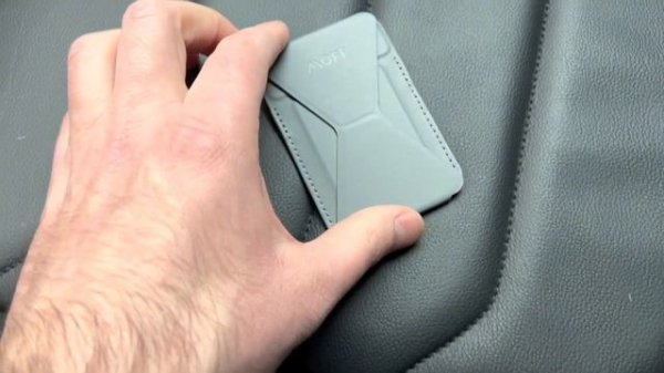 Распаковка картхолдера MOFT для iPhone / Unpacking the MOFT iPhone Card Holder