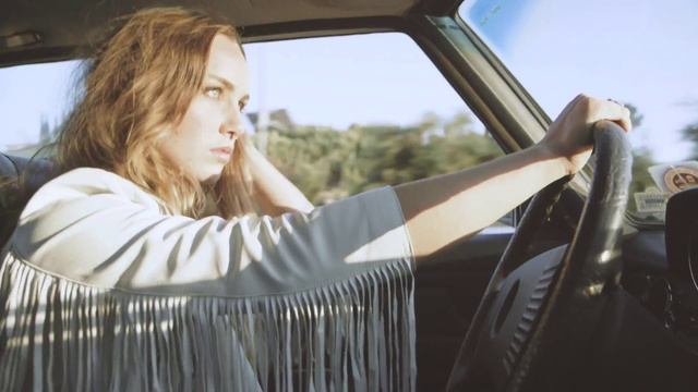 ZELLA DAY x CLEOBELLA смотреть онлайн