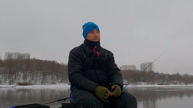 Зимняя РЫБАЛКА 2021 на фидер. Плотва или БАТОНЫ. Рыболовный отчет Feeder Fishing TV #60 смотреть онлайн