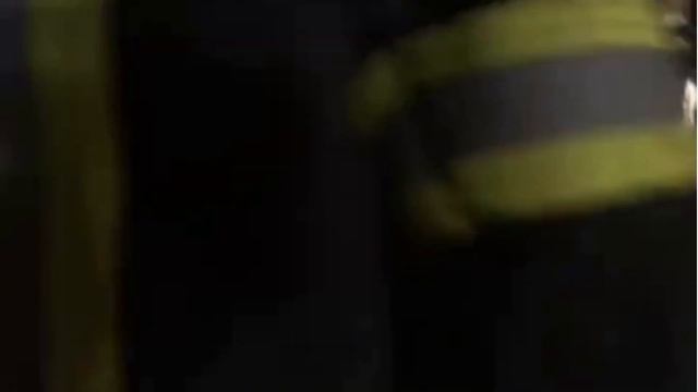 Машина врезалась в дерево в Вологде смотреть онлайн
