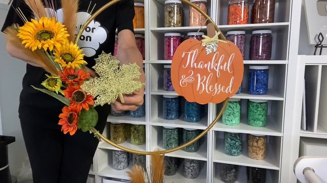 Fall Party Decoration ? Balloon Hoop Stand Idea смотреть онлайн