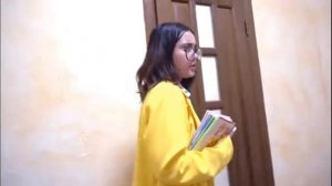 поменялись местами Джесика кет с тала ученицей а ребята учениками