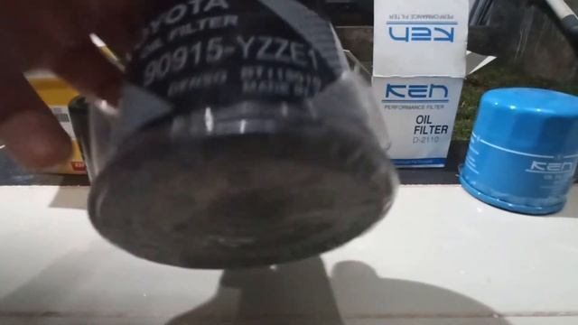 perbandingan filter oli Toyota Sienta merek Aspira 90915-EP7-1800, Toyota 90915-YZZE1, Ken D-2110 смотреть онлайн