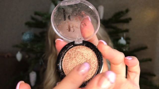 НОВОГОДНИЙ МАКИЯЖ 🌟🎄Быстрый и блестящий! смотреть онлайн