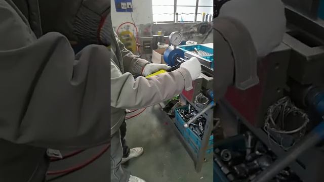 Пневматический гаечный ключ с трещоткой смотреть онлайн