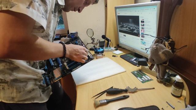 ATX Aerocool Cylon Wh смотреть онлайн