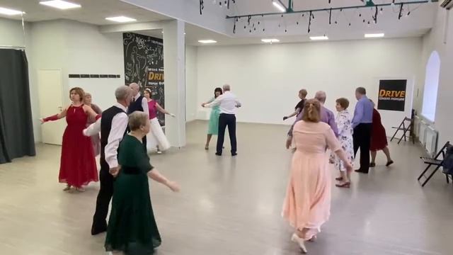 Вальс-гавот смотреть онлайн