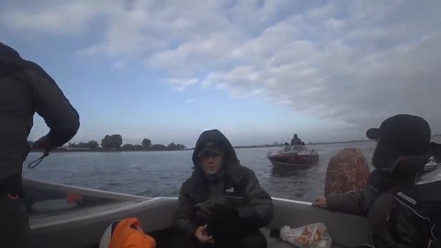 1500 км без номеров! Едем на рыбалку в Астрахань! смотреть онлайн