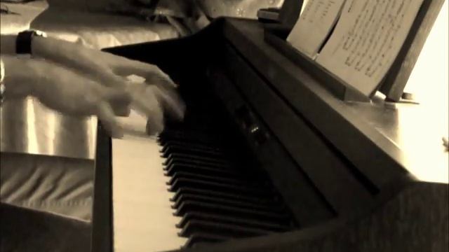 Besame Mucho - Consuelo Velasquez (piano solo) смотреть онлайн