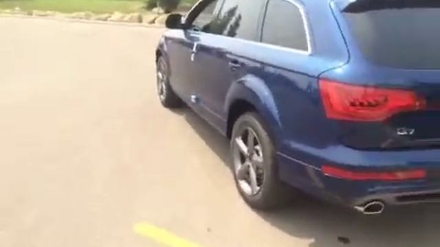 2015 Audi Q7(Scuba Blue Met.) | Glenmore Audi смотреть онлайн