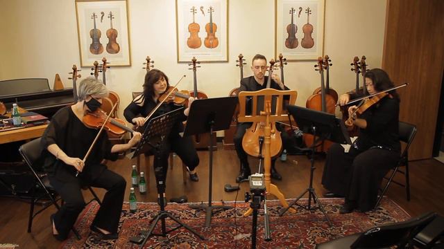 "Celebrating Women Luthiers" Recital, violins and viola made by Sofia Vettori cello by Paolo Vettor смотреть онлайн