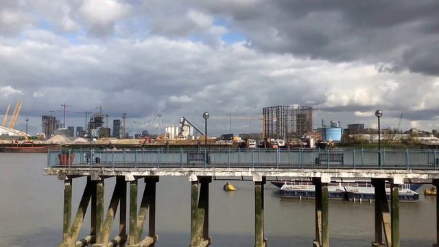 Primula officinalis in London , Ciubotica cucului in londra смотреть онлайн