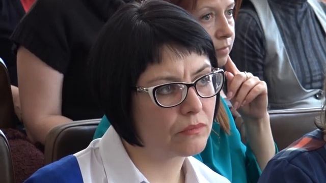 Сотрудников регистратур поликлиник обучили бесконфликтному общению с пациентами. смотреть онлайн