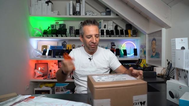 UNBOXING ESPLOSIVO! TELEFONO ritirato dal mercato ma ERA SU AMAZON!! смотреть онлайн