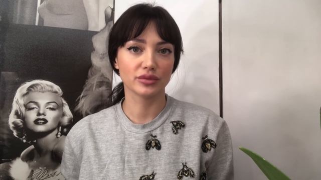 Посылка ? с cult beauty*dr.barbara sturm*маска oozoo*спрей для объёма волос Sisley смотреть онлайн