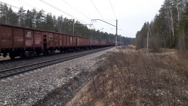 Электровоз ВЛ11.8-591/590Б/591Б с грузовым поездом.БМО ж/д смотреть онлайн