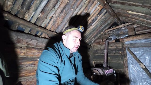 ДВЕ ПЕЧКИ В ЗЕМЛЯНКЕ | КЛАДУ КИРПИЧНУЮ ПЕЧКУ | ПОХОДНЫЕ СЫРНИКИ | LIVE In The DUGOUT