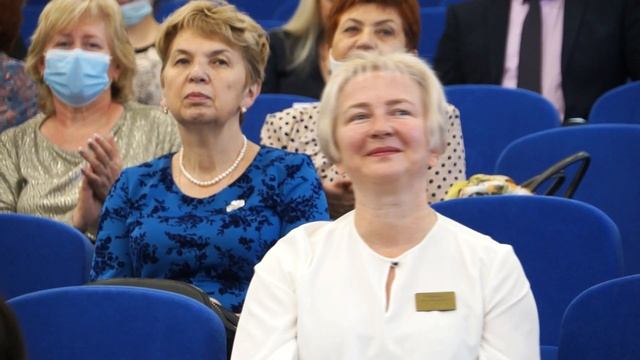 Поздравление с Днем учителя педагогов Иркутского района смотреть онлайн