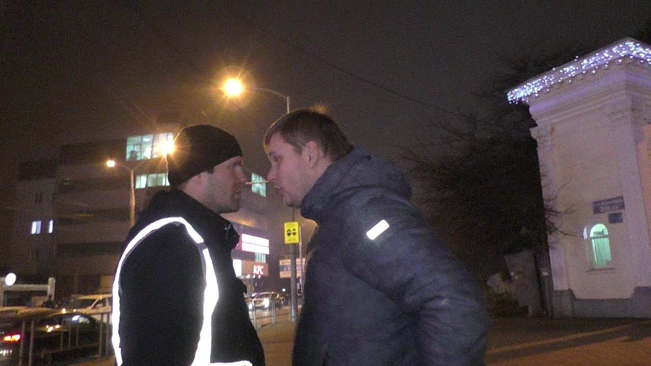 Краснодар. Громила не вывез душевной беседы. Растонировали подписчика.