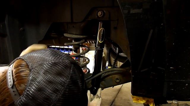 HHR Rear Shock Absorber смотреть онлайн
