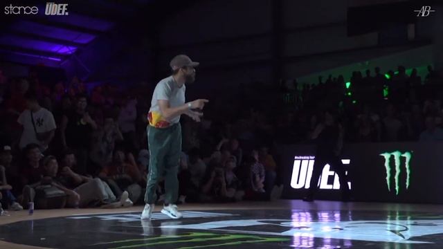 СУМАСШЕДШИЙ БАТТЛ! Bboys Lil G vs Kid Colombia смотреть онлайн