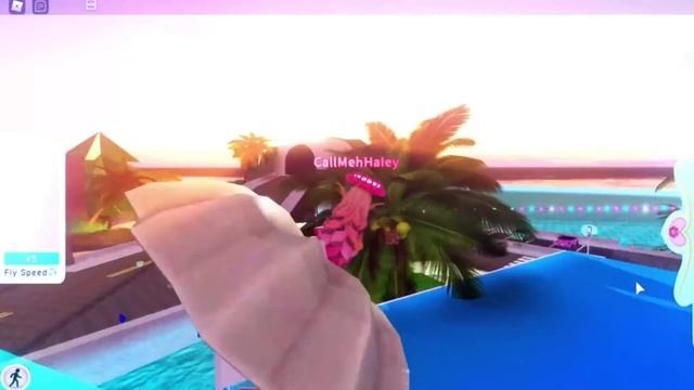 ITEMS I *REGRET* BUYING IN ROYALE HIGH... Roblox Royale High смотреть онлайн