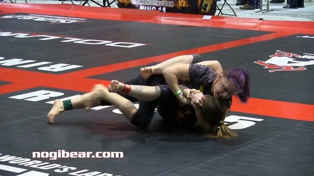 AWESOME NAGA MATCH! Girls Grappling No-Gi Tournament • Women Wrestling BJJ MMA Female Fight смотреть онлайн