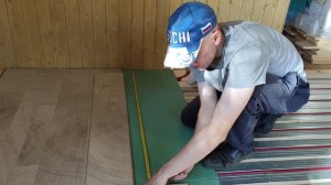 Водяной тёплый пол под ламинат используя материалы не вредные для здоровья.