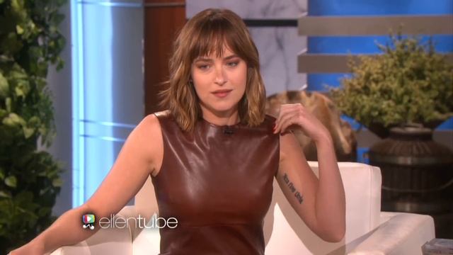Dakota Johnson Dishes on '50 Shades Darker' смотреть онлайн