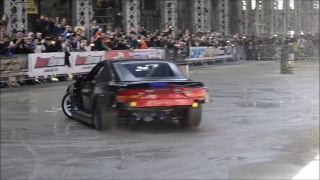 Дрифт на Заводе в Харькове | TUNINGFEST 2017 | Арт-завод МЕХАНИКА смотреть онлайн