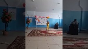 Танец Джими джими ача ача.