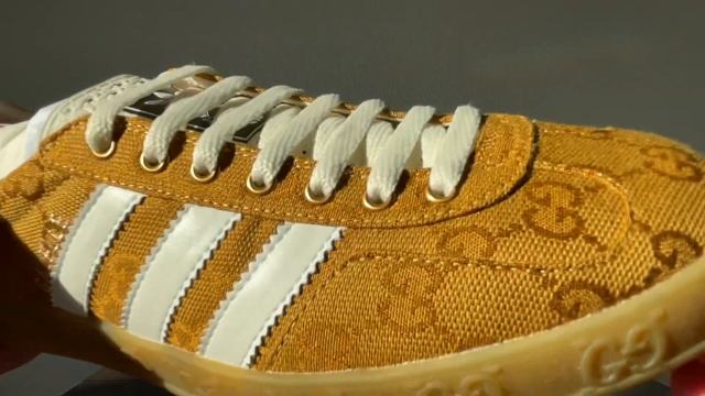 Adidas Gazelle x Gucci | alternative Unboxing смотреть онлайн
