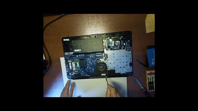 Как разобрать ноутбук HP 17-by2015ur