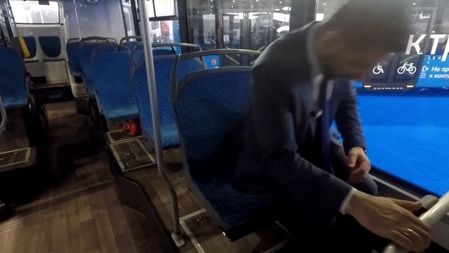 Сломали автобус пополам... смотреть онлайн