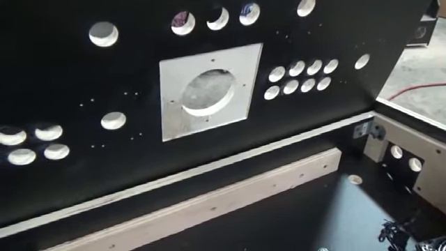 2 Player Pedestal DIY kit смотреть онлайн