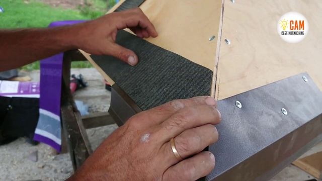 Как правильно сделать ребро на вальмовой крыше. Подрезка карнизной планки. смотреть онлайн