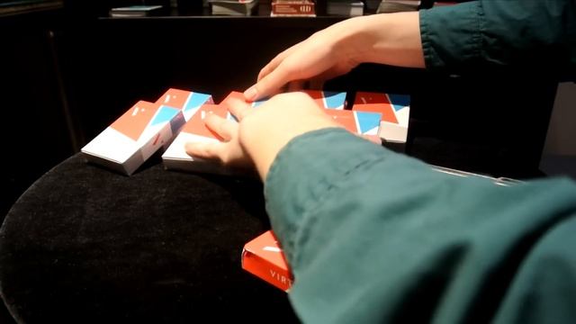 SS15 Virtuoso Playing Cards : Unboxing & Initial Review смотреть онлайн