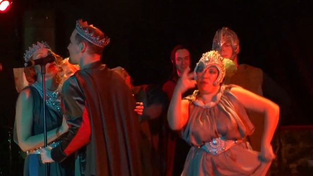 Пир Клавдия и Гертруды (театр А-Я, "Гамлет") смотреть онлайн