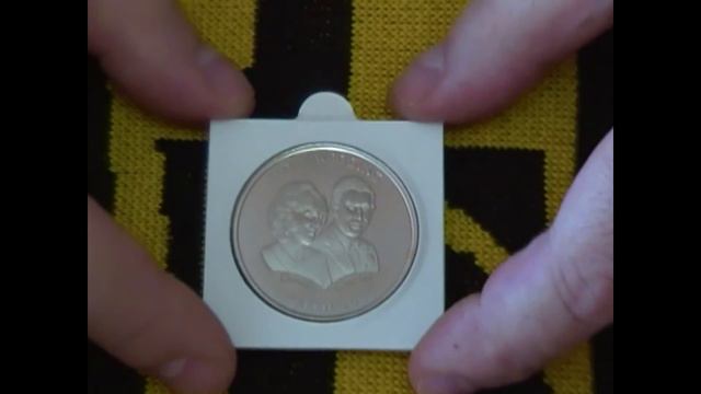 Монета О-ов Св.Елены 50 пенсов. 2005 г. "Свадьба Чарльза и Камиллы". смотреть онлайн