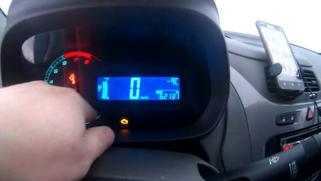 завожу машину после 10-ти дневного простоя в морозы смотреть онлайн