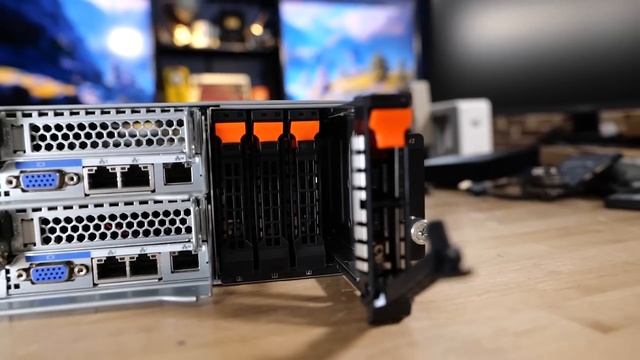 256 Cores in a Pizza Box! Half-Depth H242 Gigabyte Overview смотреть онлайн