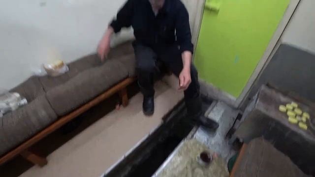 РЫБАЛКА НА РИПУСА Зимой/ в Тёплой БУДКЕ на ЛЬДУ как ДОМА/ Клёв селёдки из под льда! смотреть онлайн