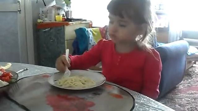 как правильно кушать макароны-обучение.mpg смотреть онлайн