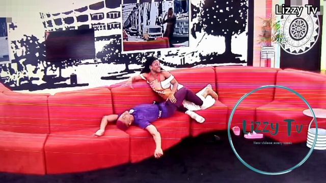 EWEEE!! PHYNA IS GIVING GROOVY A HØT DÀNCE || CÓNFÚSÍØN PRO MAX™ смотреть онлайн